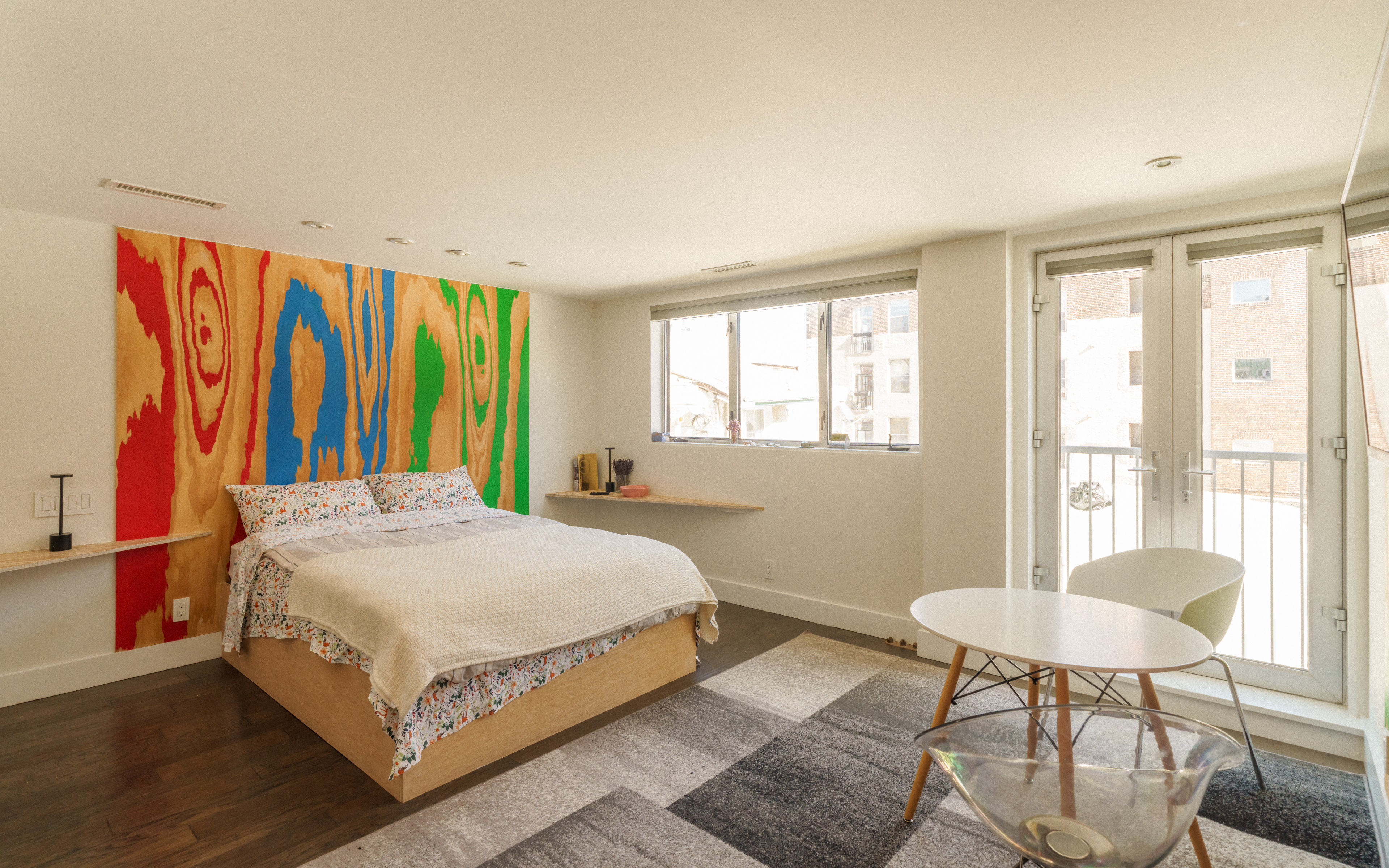 449 North 13th Street Philadelphia, PA 19123 - Photo 41 of 62 a bedroom with a bed and a window