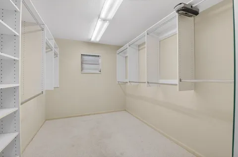 $2,000,000 | 2101 Northwest 25th Street, Boca Raton, FL 33431