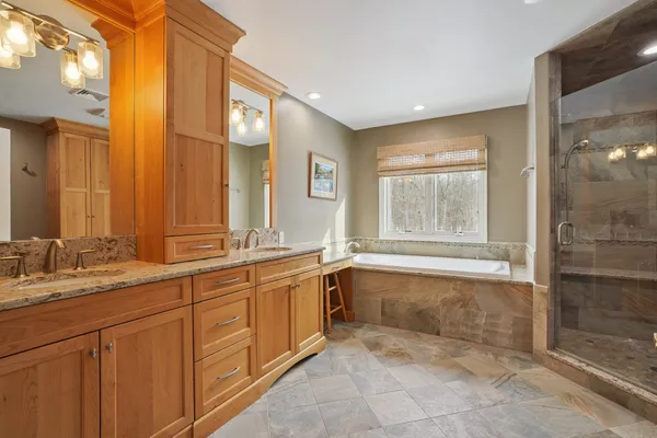 $1,600,000 | 13 O'Brien Court, Bedminster, NJ 07921