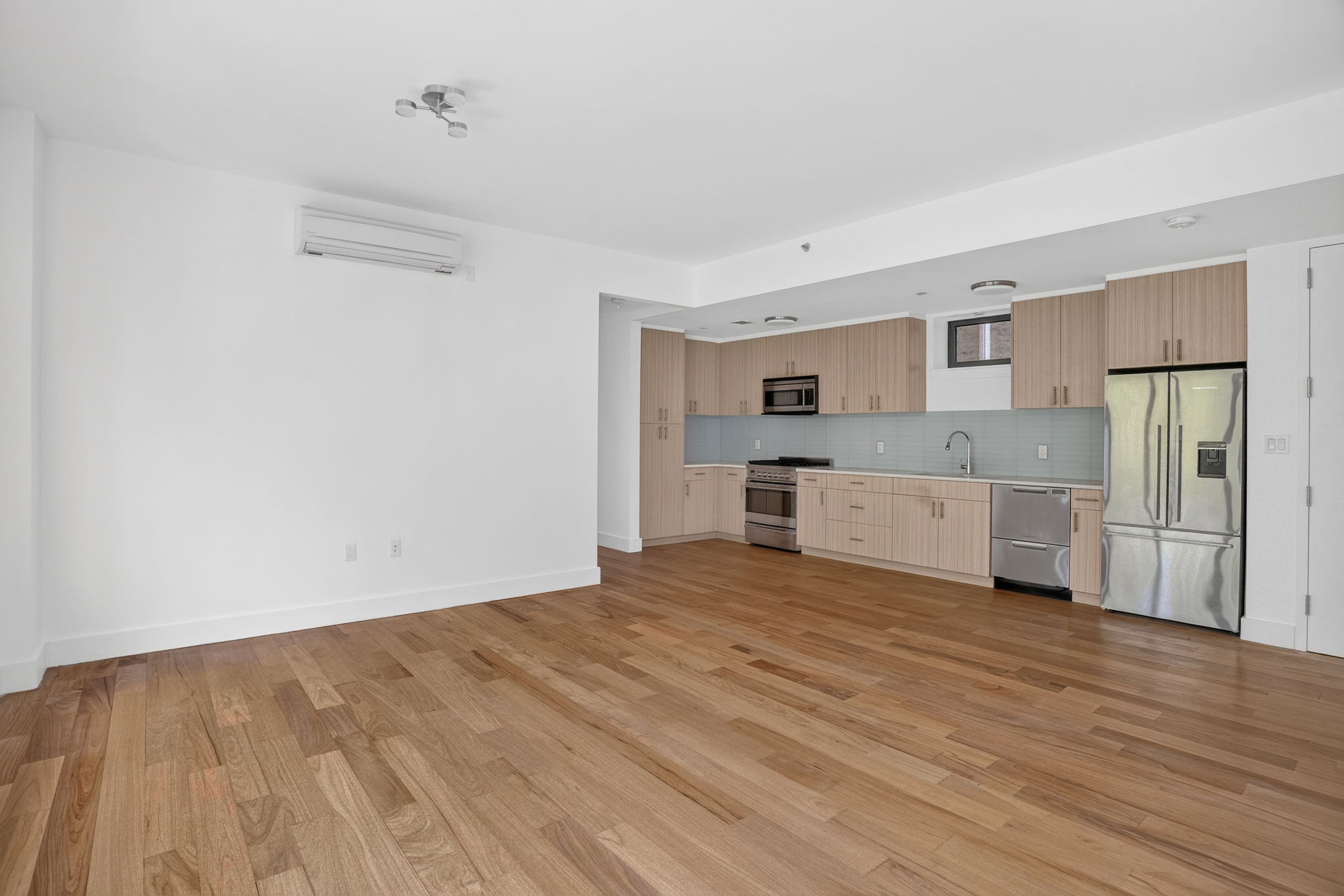 52 Convent Avenue, Unit 3C Manhattan, NY 10027 - Photo 3 of 15