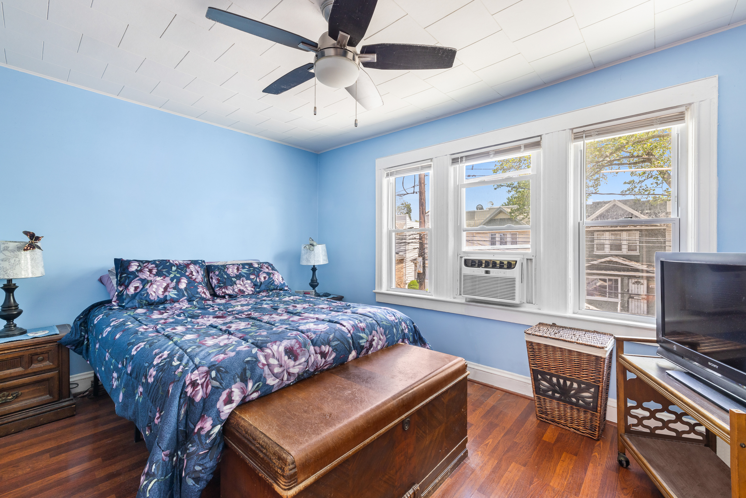 89-22 85th Street Queens, NY 11421 - Photo 8 of 18