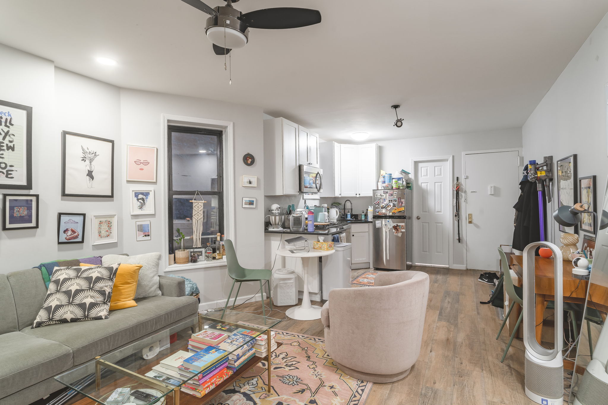 43 Underhill Avenue, Unit B2 Brooklyn, NY 11238 - Photo 7 of 10 a living room with furniture and kitchen view