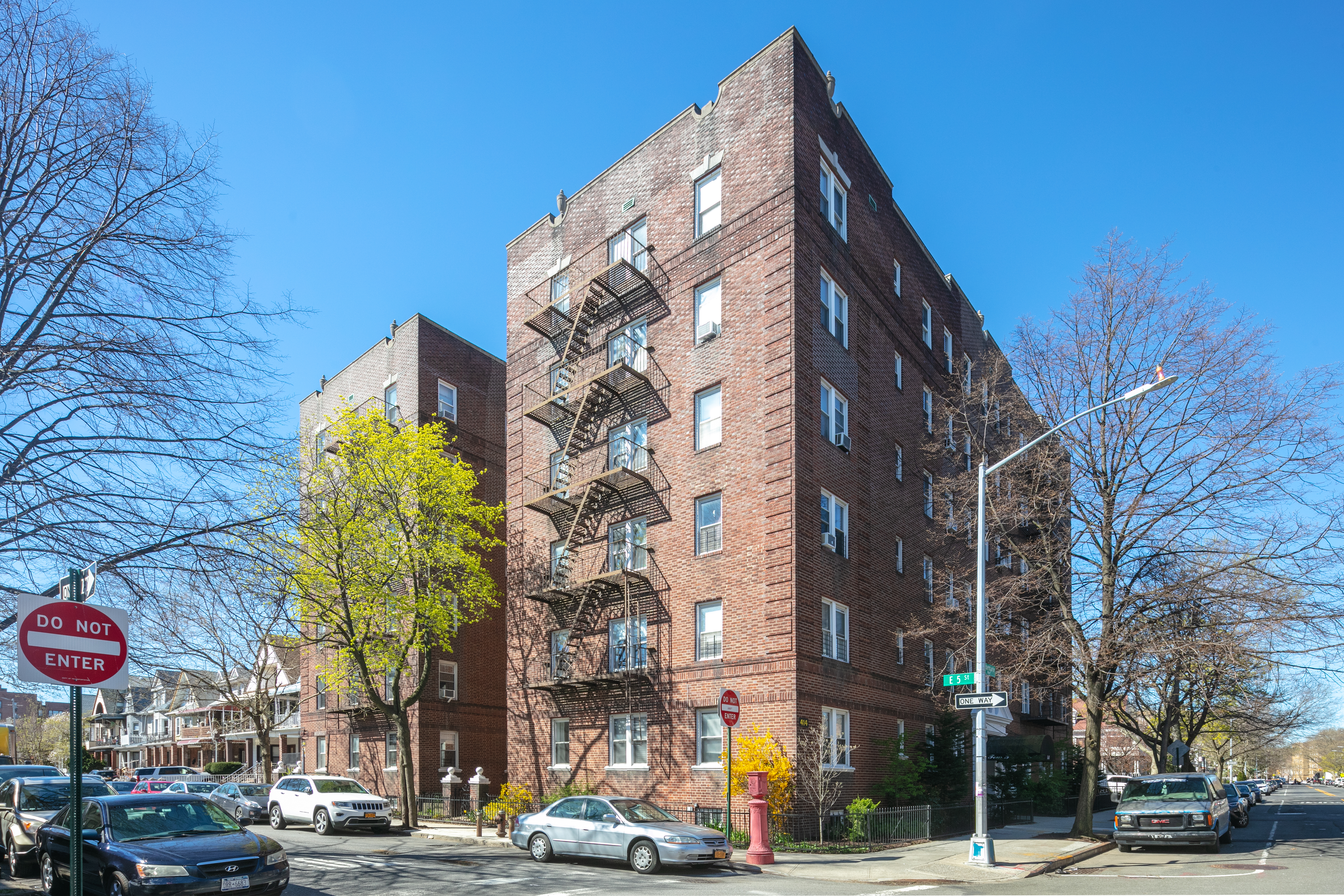 414 Albemarle Road, Unit 1H Brooklyn, NY 11218 - Photo 11 of 13