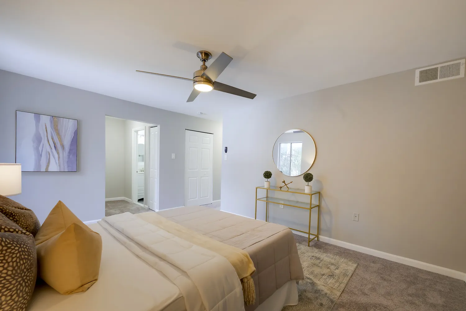 $240,000 | 7728 Hanover Parkway, Unit 203, Greenbelt, MD 20770