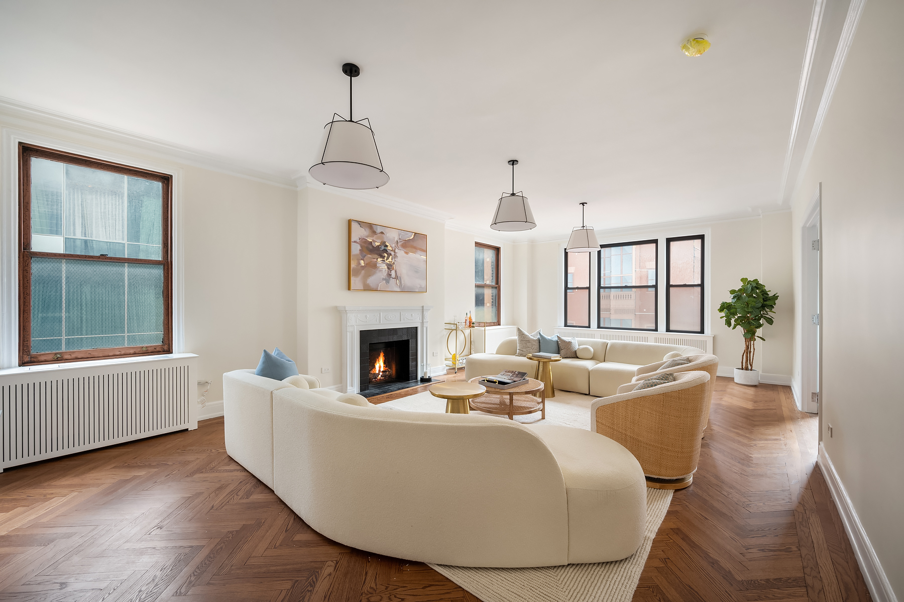 171 West 57th Street, Unit 10C Manhattan, NY 10019 - Photo 2 of 12