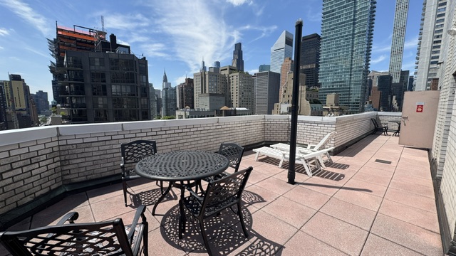 357 East 57th Street, Unit 10C Manhattan, NY 10022 - Photo 11 of 14 Gallery Image 11
