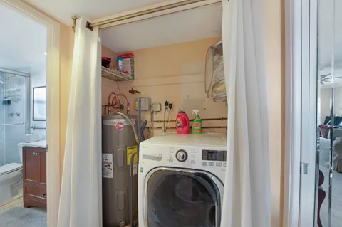 $489,000 | 3050 Northeast 48th Court, Unit 401, Lighthouse Point, FL 33064