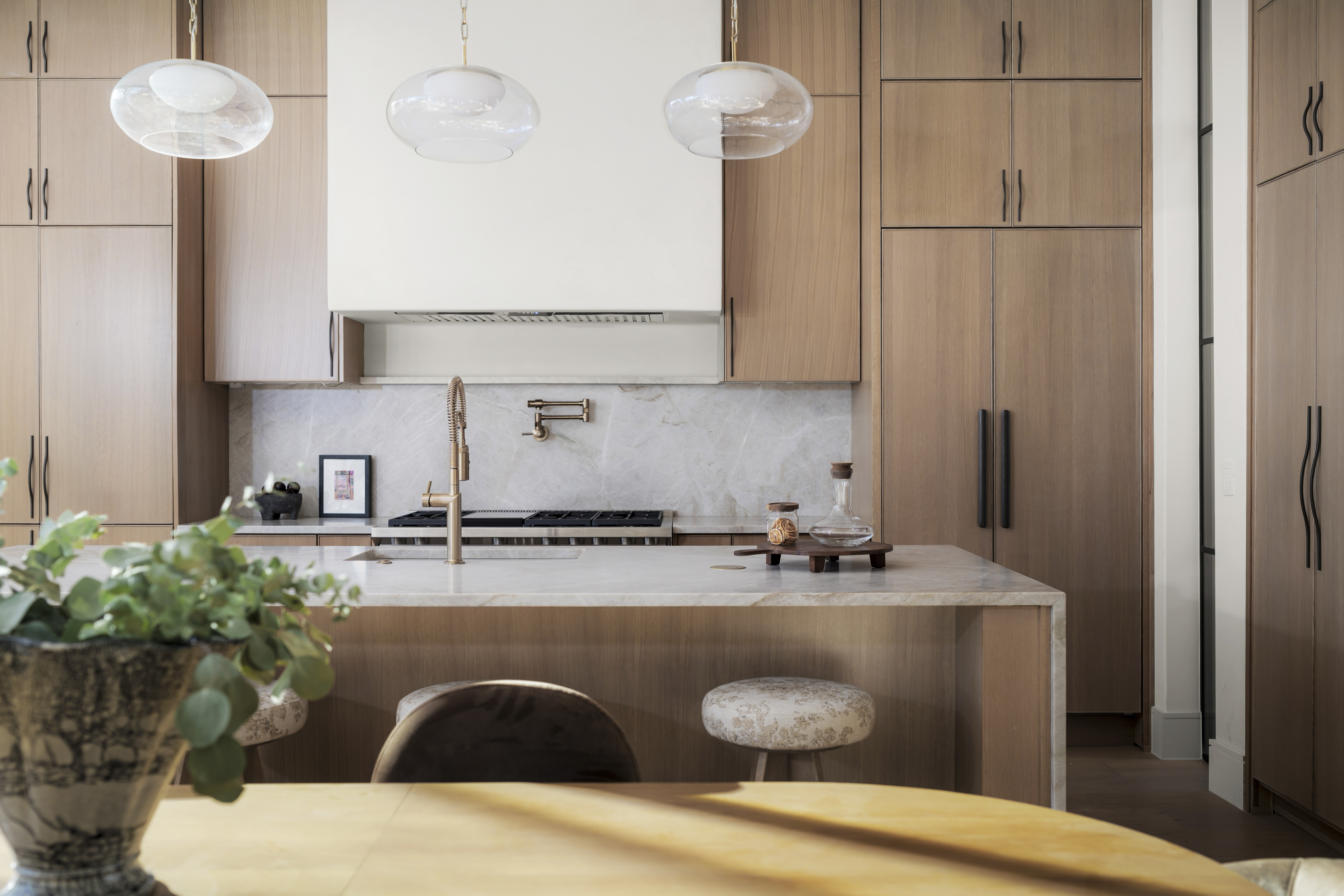 3411 Bridle Path Austin, TX 78703 - Photo 31 of 76 a kitchen with stainless steel appliances granite countertop a sink a stove and a refrigerator