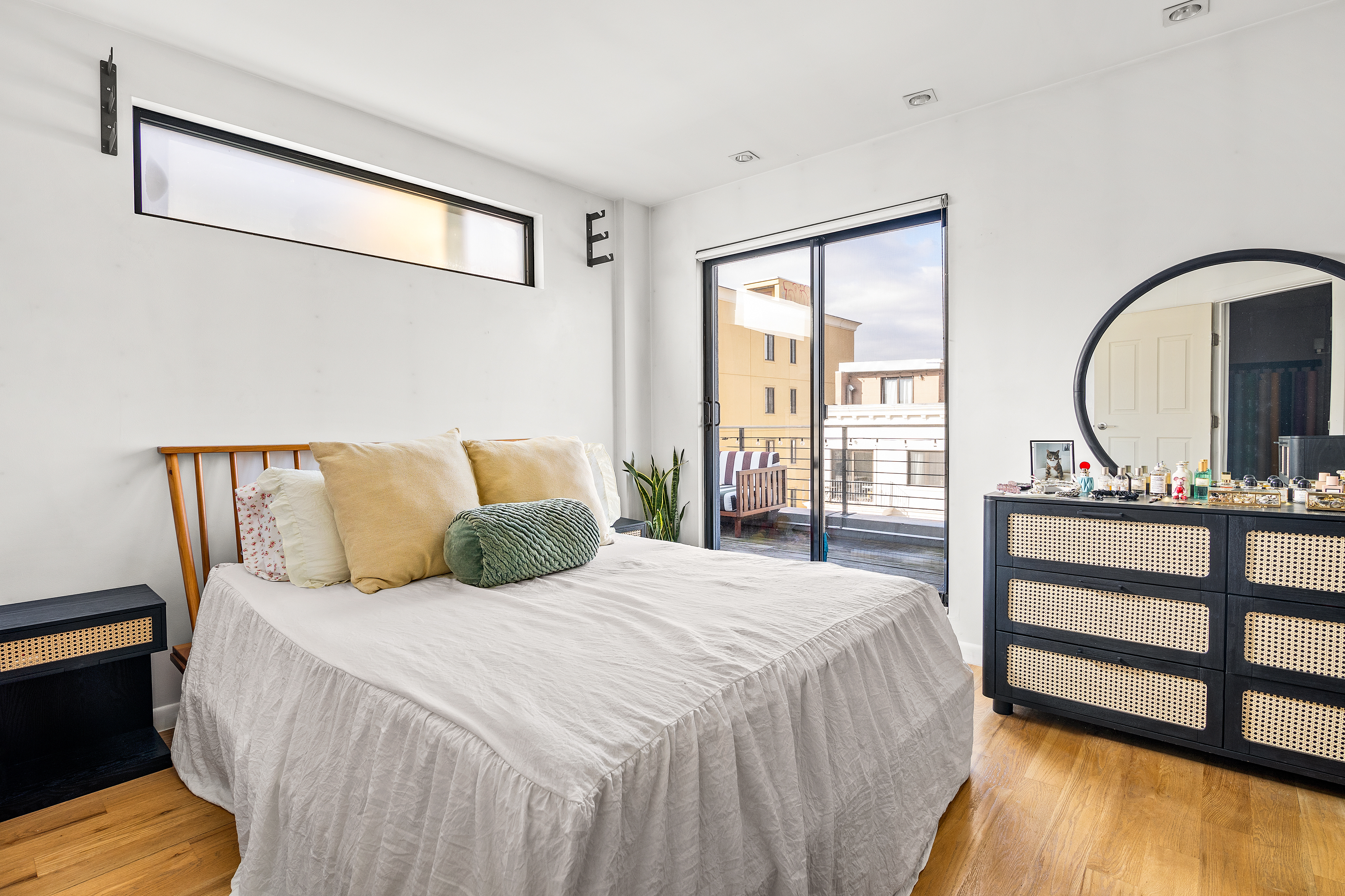 27 Dodworth Street, Unit 4F Brooklyn, NY 11221 - Photo 4 of 12