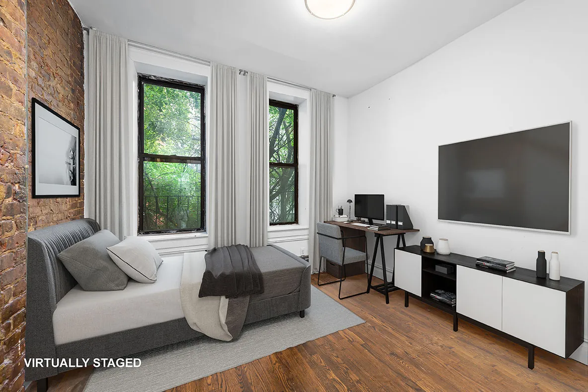 $4,500 | 633 East 6th Street, Unit 4W | East Village