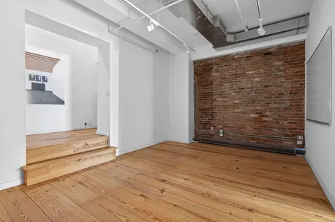 $1,880,000 | 195 Bowery | Lower East Side