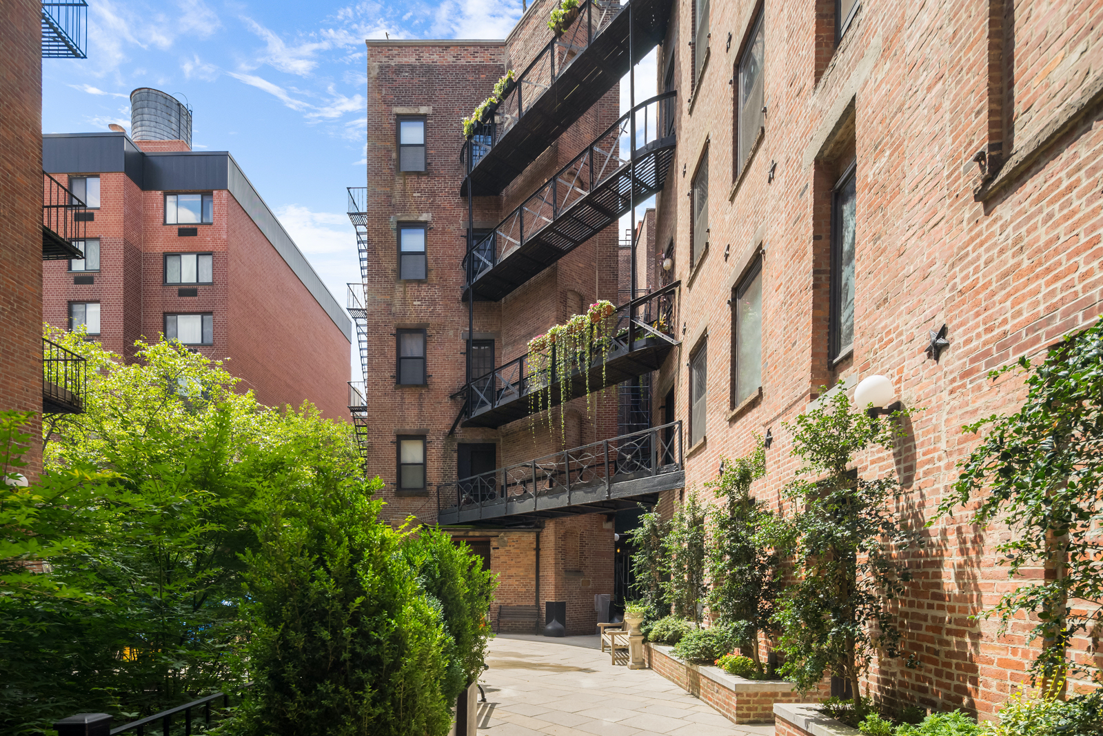 454 West 46th Street, Unit 4ES Manhattan, NY 10036 - Photo 2 of 16