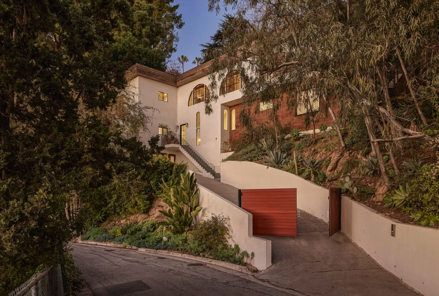 $3,995,000 | 2039 North Gramercy Place, Los Angeles, CA 90068