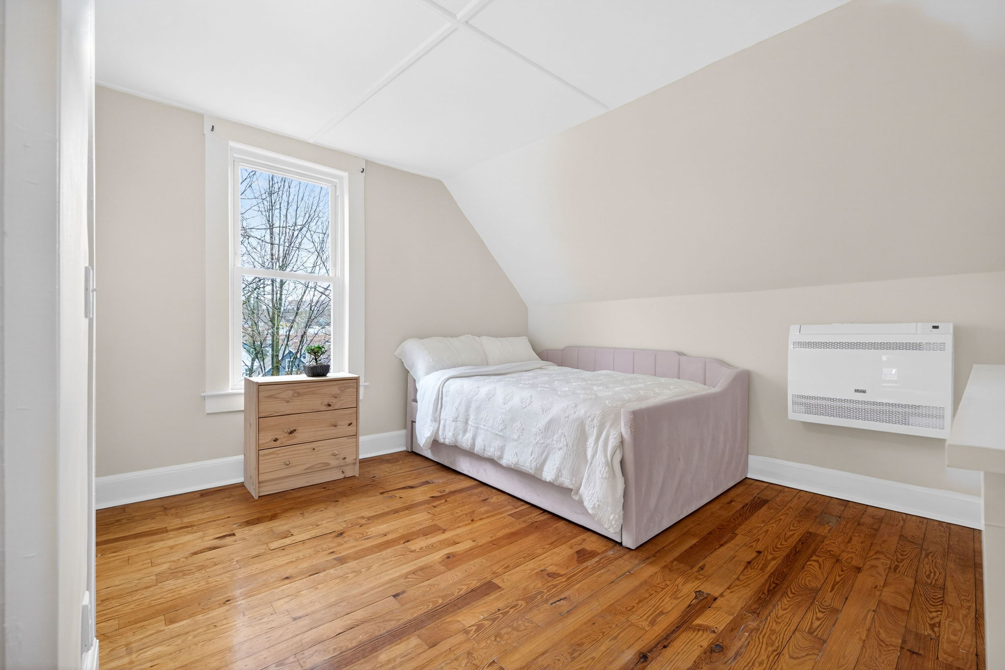 146 Poplar Street Boston, MA 02131 - Photo 17 of 35