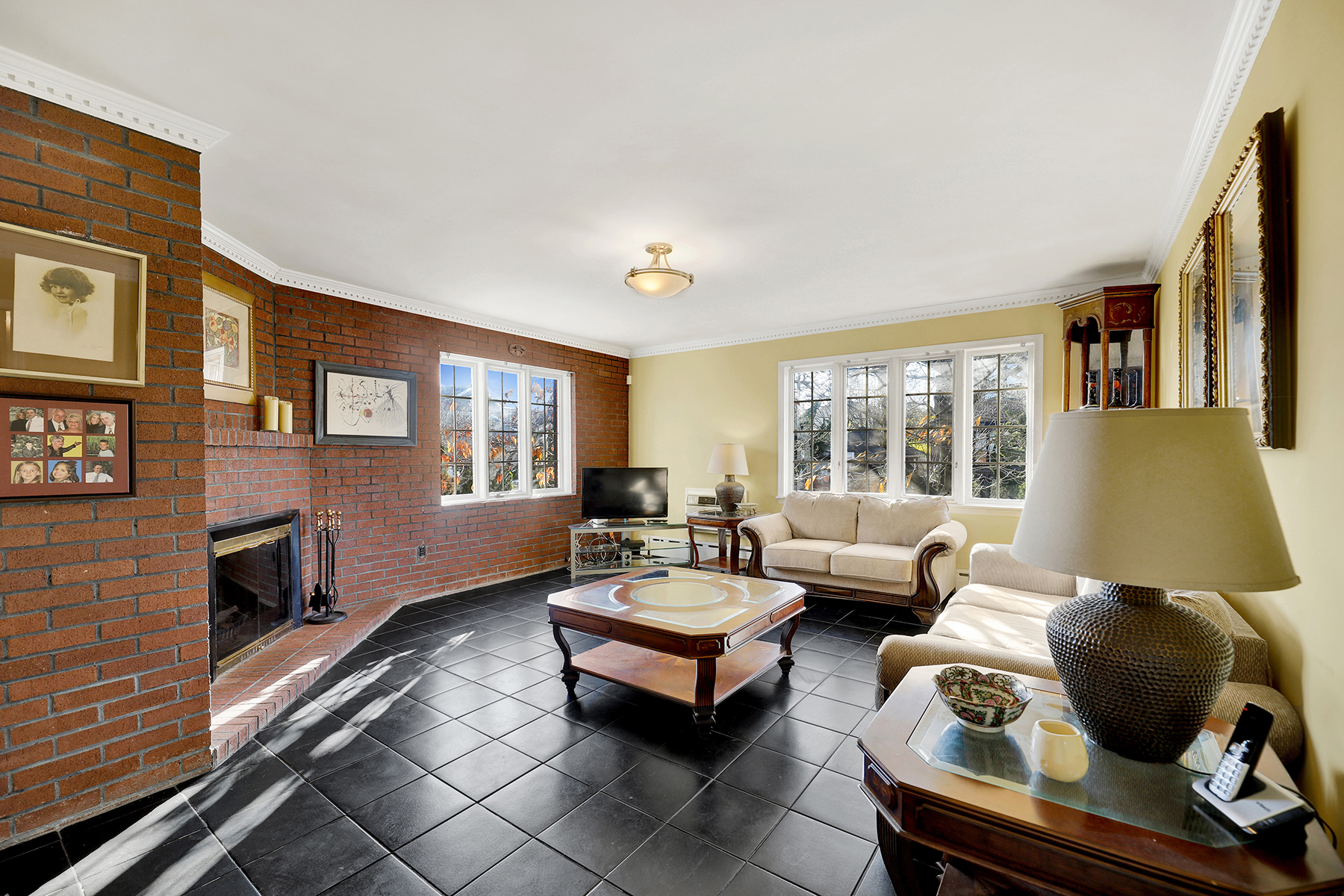 142-15 Newport Avenue Queens, NY 11694 - Photo 22 of 72 a living room with furniture and a window