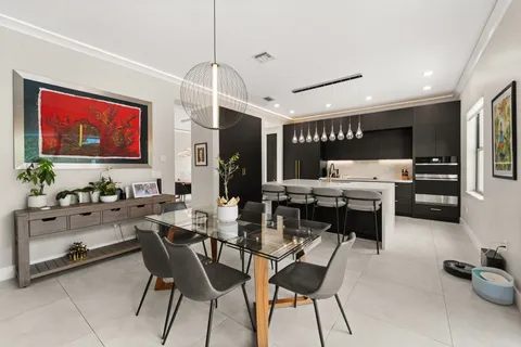 $1,395,000 | 15450 Northwest 88th Avenue, Miami Lakes, FL 33018