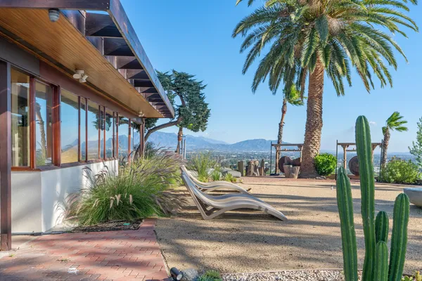 $1,999,000 | 17728 Ridgeway Road, Granada Hills, CA 91344