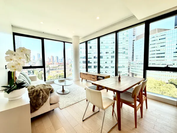 $1,599,000 | 4507 Court Square, Unit 2D | Long Island City
