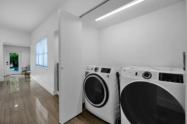 $8,470 | 1800 Southwest 5th Avenue, Miami, FL 33129
