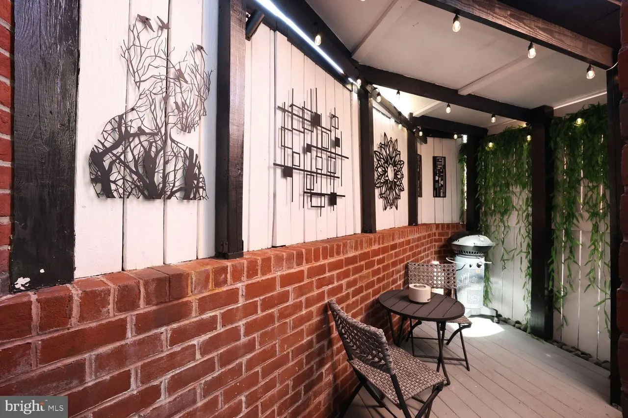 1630 19th Street Northwest Washington, DC 20009 - Photo 39 of 44