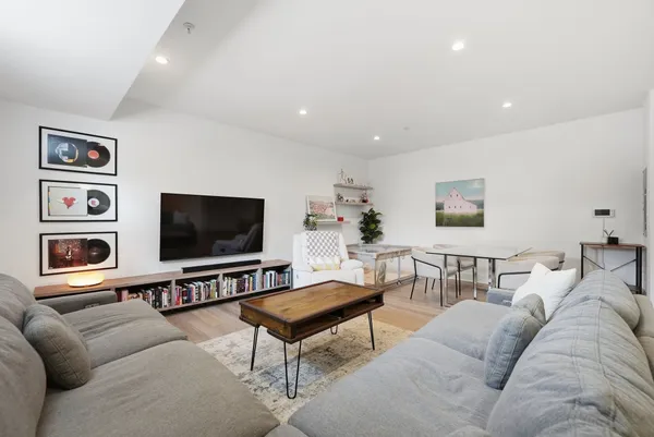 $535,000 | 826 Upshur Street Northwest, Unit 2, Washington, DC 20011