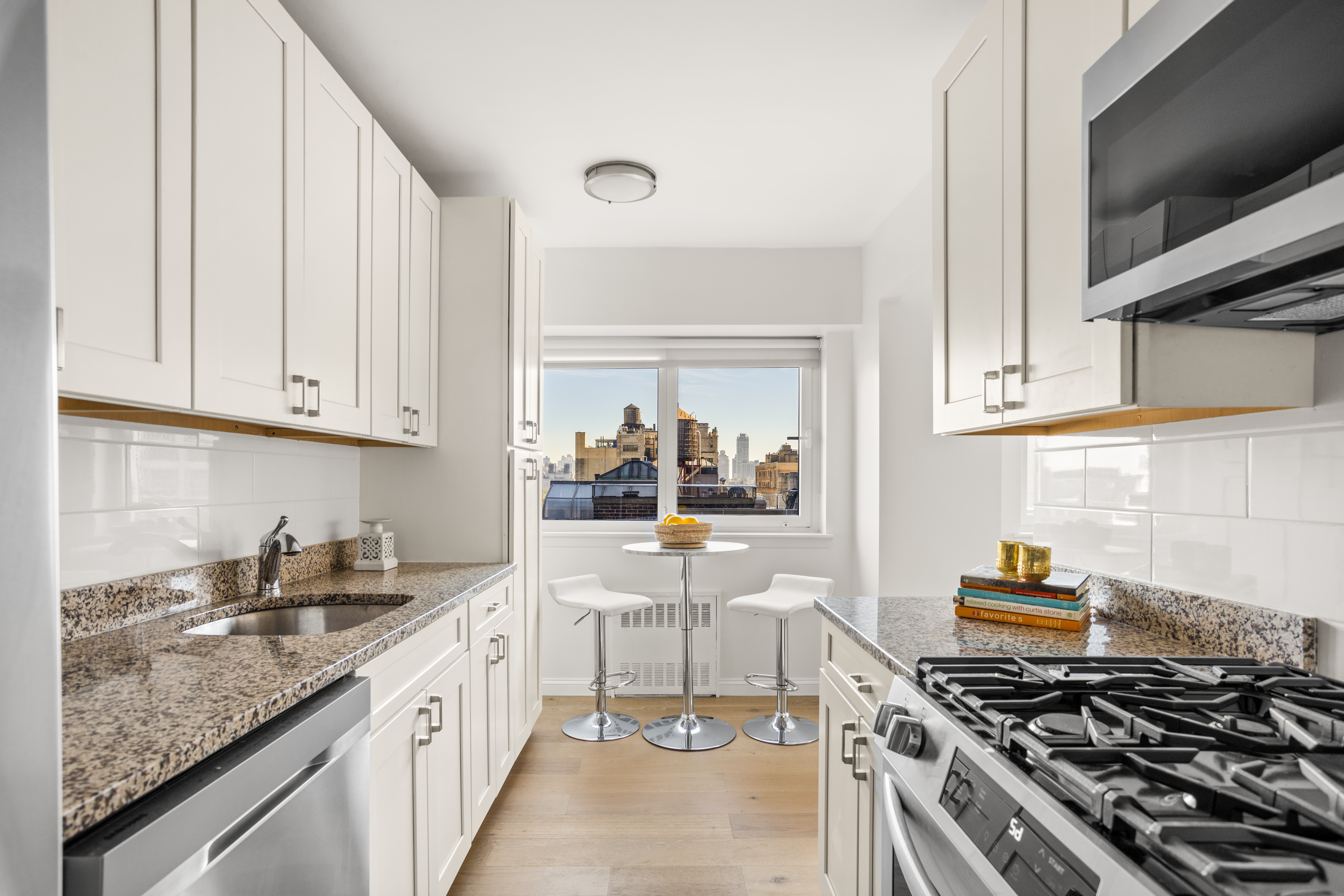 45 West 67th Street, Unit 16B Manhattan, NY 10023 - Photo 5 of 12