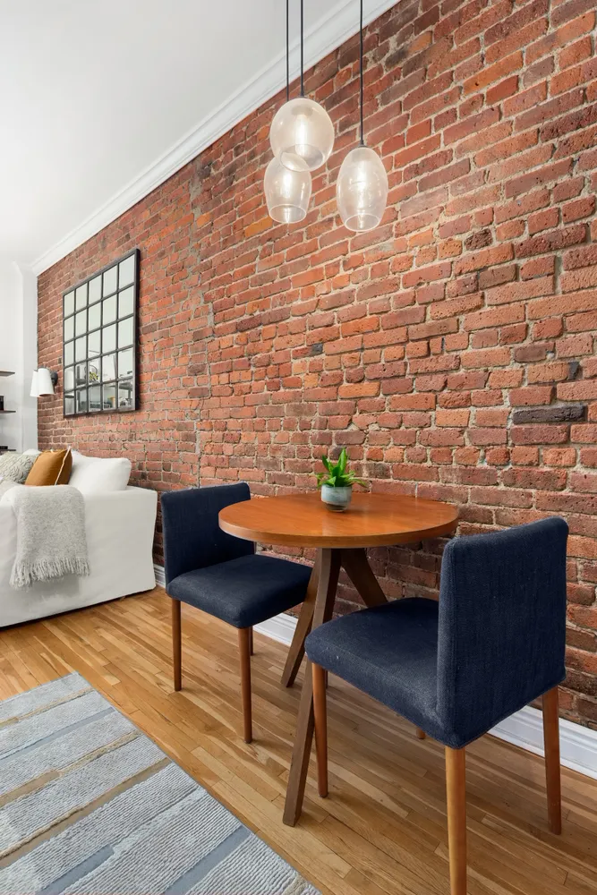 $560,000 | 207 East 21st Street, Unit 5B | Gramercy