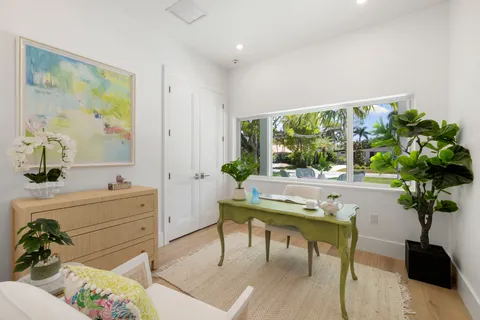 $5,900,000 | 757 Broad Court South, Naples, FL 34102