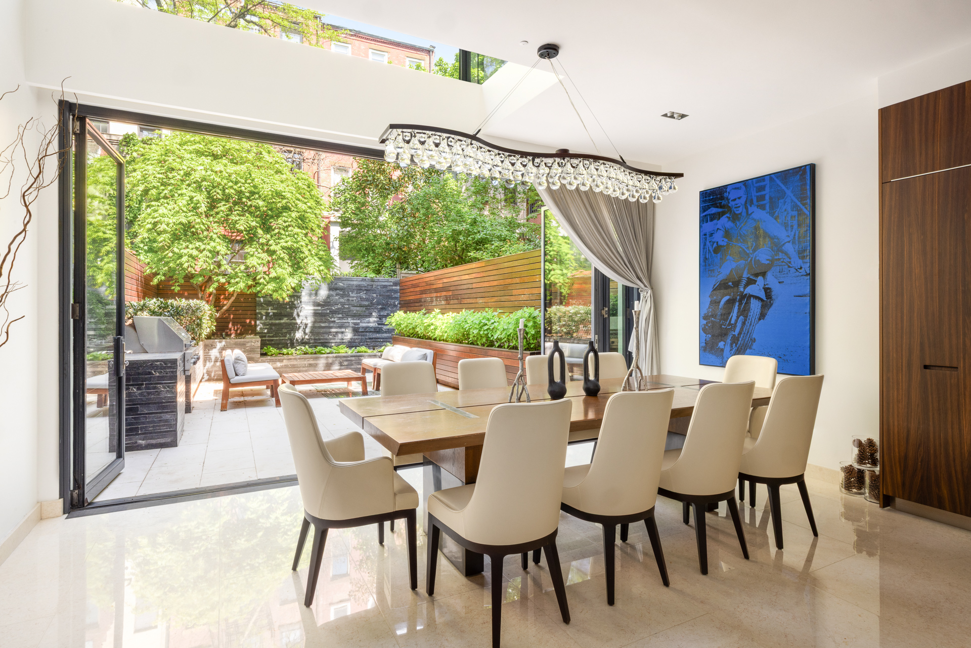 67 Charles Street Manhattan, NY 10014 - Photo 6 of 15 Gallery Image 6