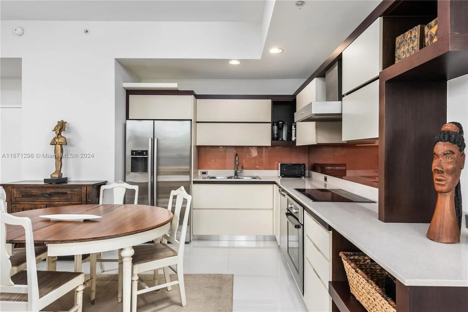 $1,050,000 | 2100 Park Avenue, Unit 301, Miami Beach, FL 33139