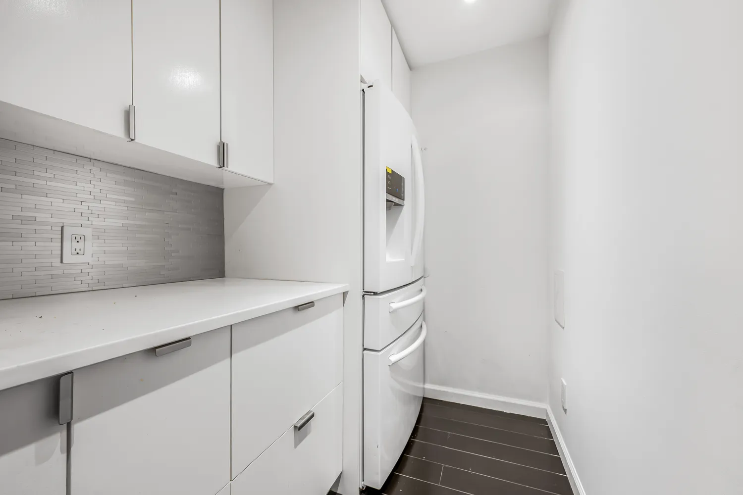 $11,000 | 520 East 76th Street, Unit 10H | Lenox Hill