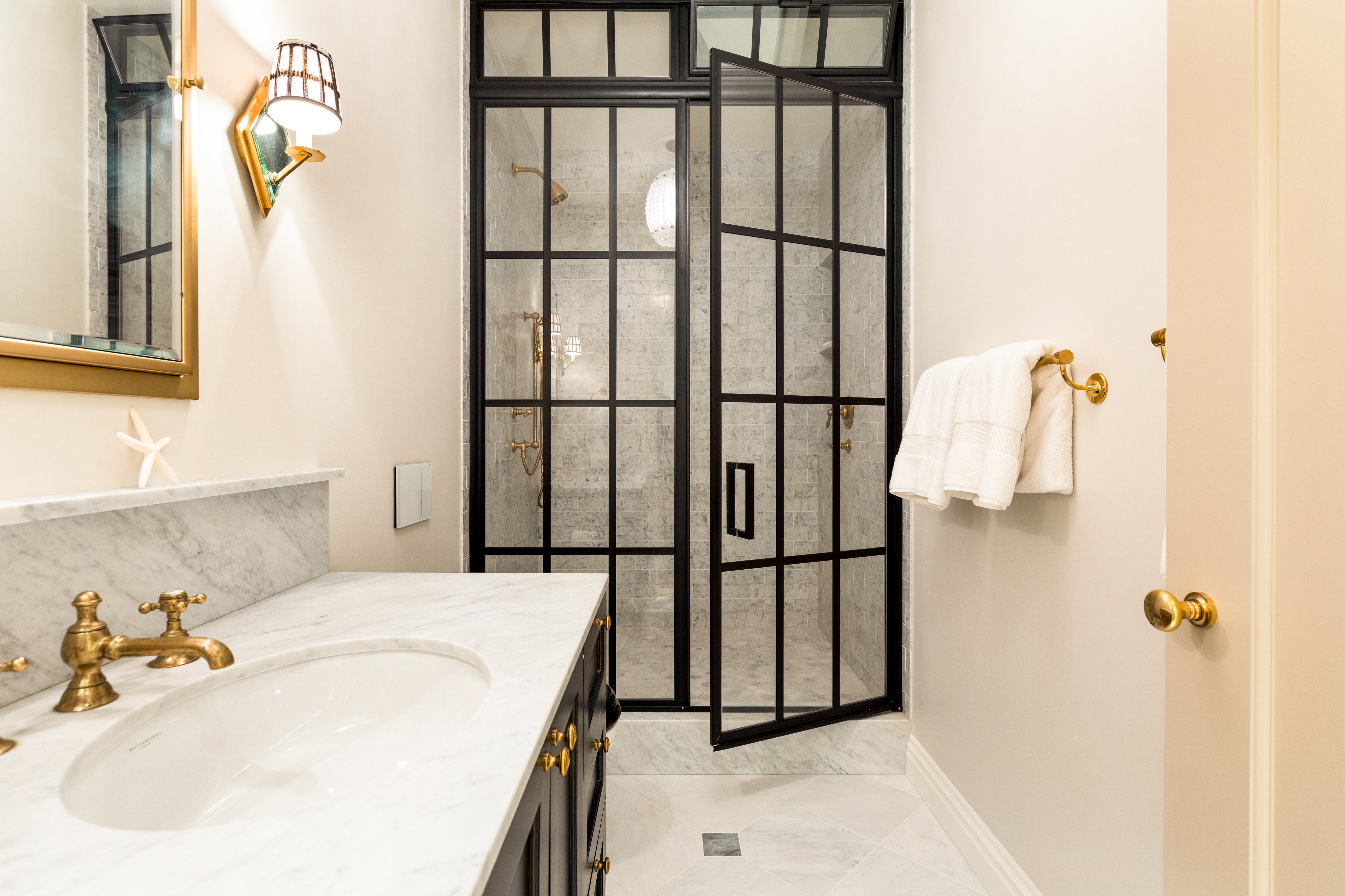 247 West 12th Street, Unit 2A Manhattan, NY 10014 - Photo 11 of 26