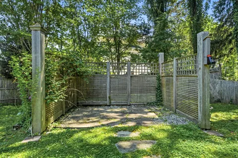 Contact Agent | 279 East Atlantic Avenue, Audubon, NJ 08106
