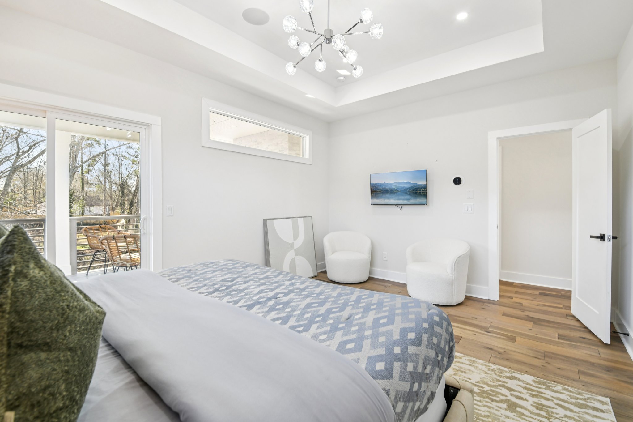 2014 Cambridge Avenue Atlanta, GA 30337 - Photo 17 of 34