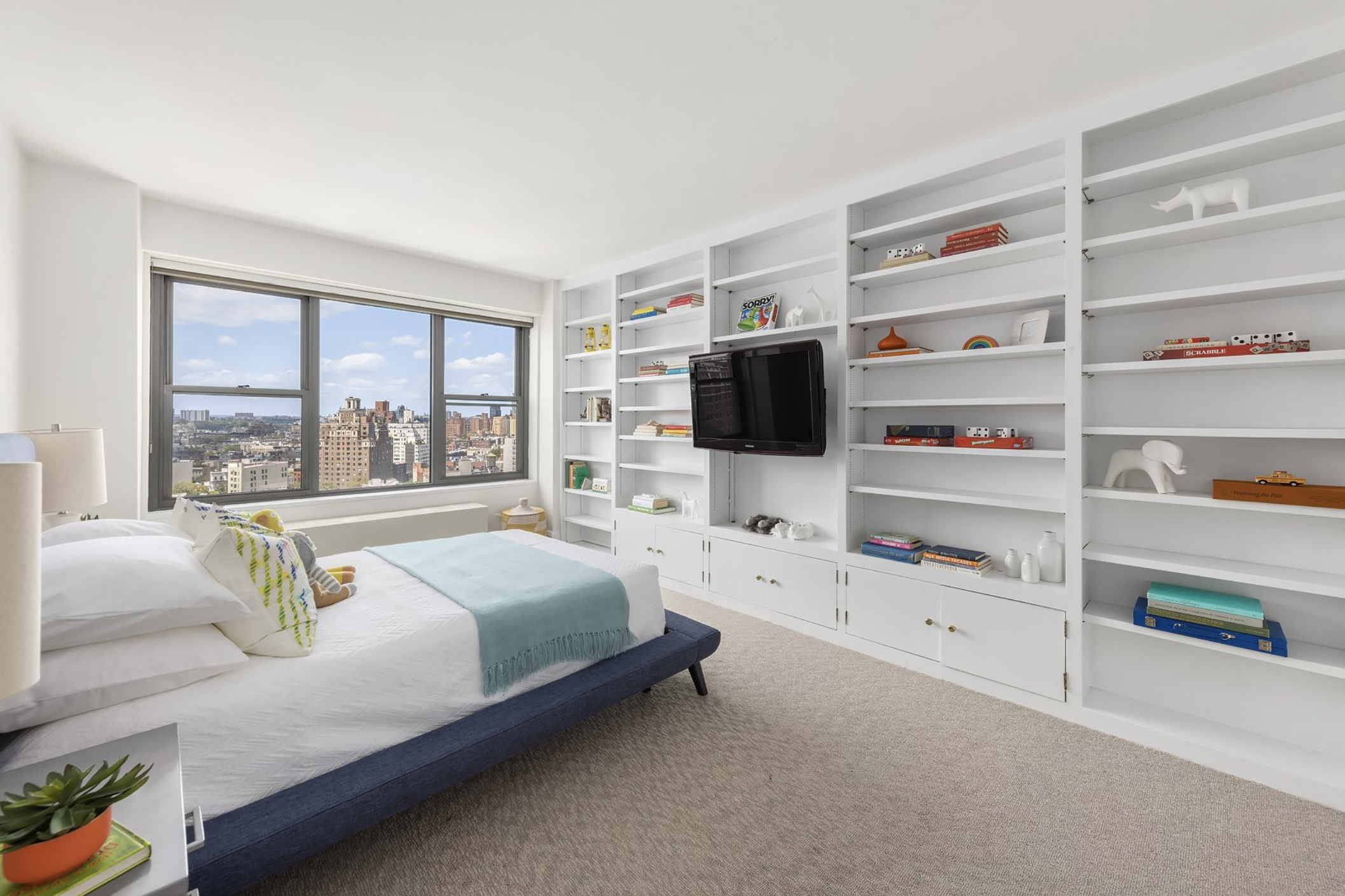 2 5th Avenue, Unit 17AB Manhattan, NY 10011 - Photo 12 of 16