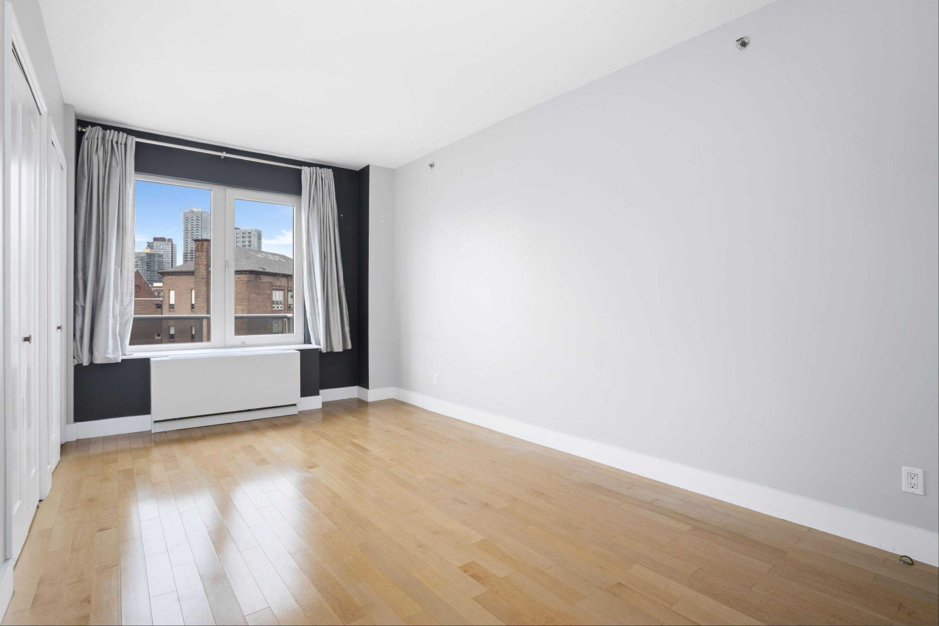 10-50 Jackson Avenue, Unit 6B Queens, NY 11101 - Photo 7 of 15