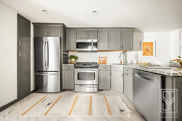 $1,295,000 | 391 3rd Street, Unit 1 | Park Slope