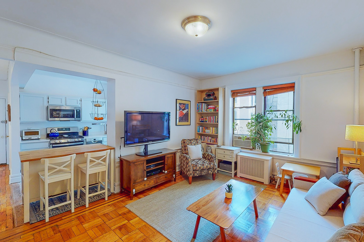 77 Eastern Parkway, Unit 2E Brooklyn, NY 11238 - Photo 2 of 6