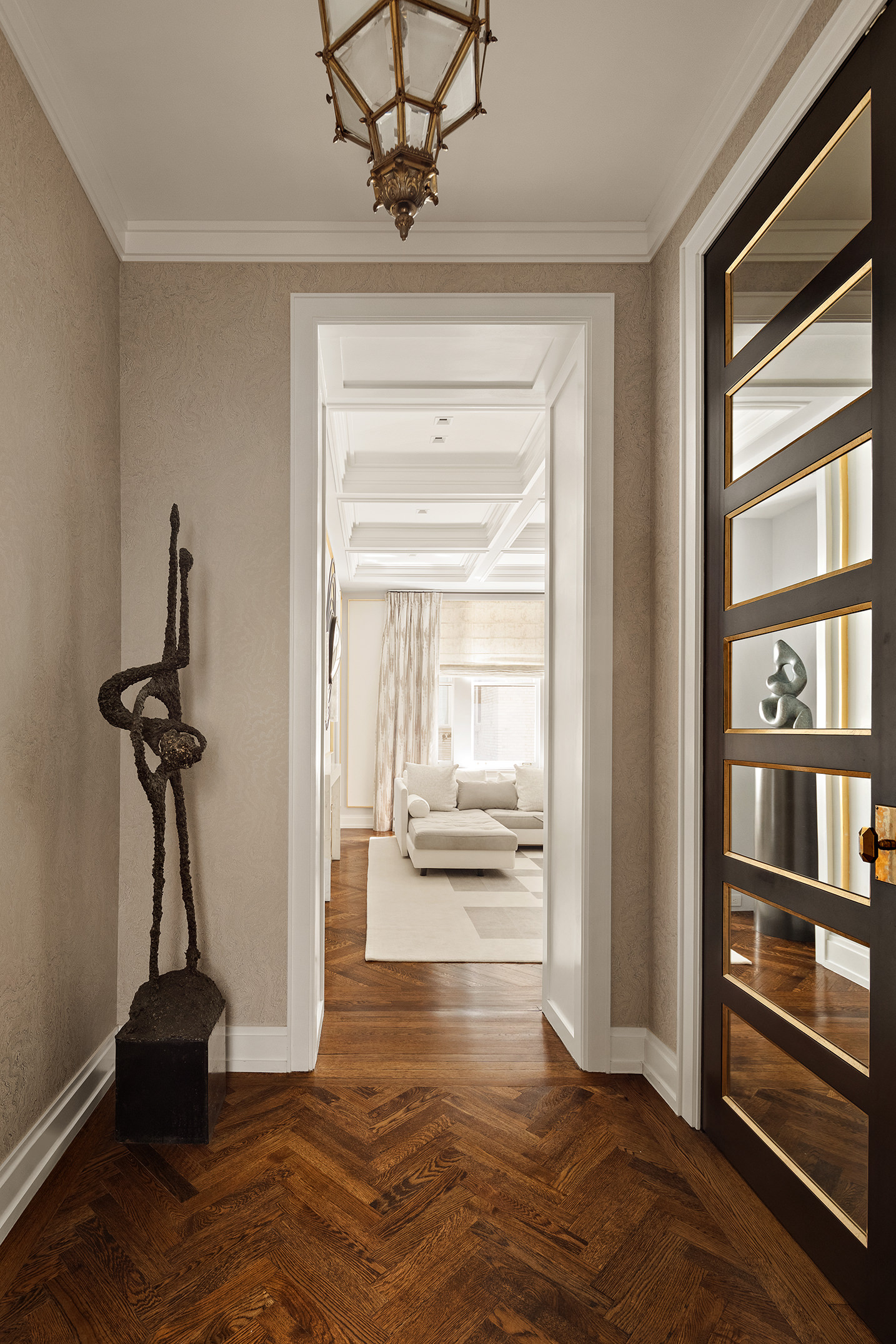 907 5th Avenue, Unit 7A Manhattan, NY 10021 - Photo 10 of 18 a view of a room with gym equipment