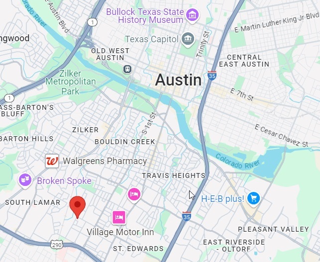 923 Cardinal Lane Austin, TX 78704 - Photo 2 of 2 a view of a book shop on the floor