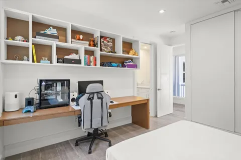 $4,200,000 | 5700 Southwest 86th Street, Miami, FL 33143