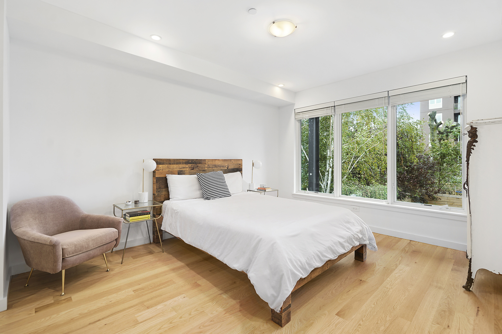 320 Humboldt Street, Unit 2 Brooklyn, NY 11211 - Photo 4 of 11