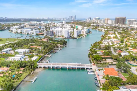 $685,000 | 9102 West Bay Harbor Drive, Unit 3C, Bay Harbor Islands, FL 33154
