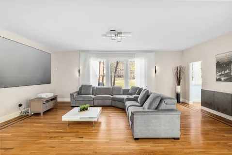 $1,799,999 | 35 River Run, East Greenwich, RI 02818