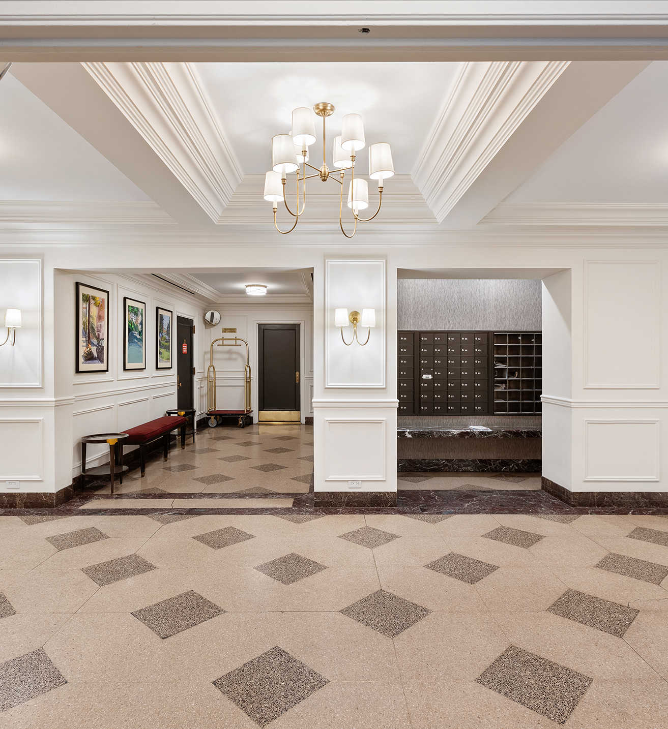 425 East 86th Street, Unit 11E Manhattan, NY 10028 - Photo 17 of 19 a view of a entryway