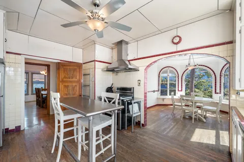 $875,000 | 1331 South Beacon Street, San Pedro, CA 90731