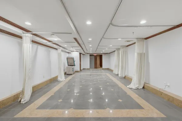 a view of a livingroom with an empty space