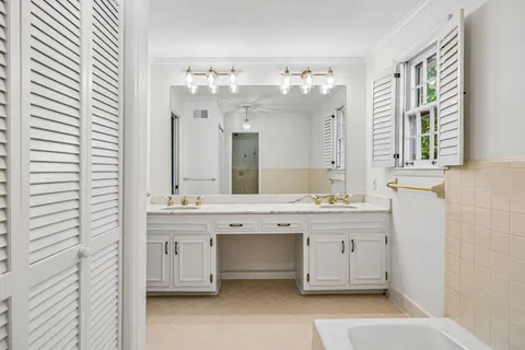 $1,250,000 | 2397 Foxhaven Drive, Franklin, TN 37069