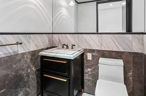 $1,975,000 | 51 Jay Street, Unit 5M | DUMBO