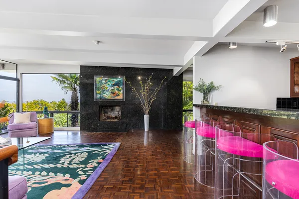 $2,695,000 | 1018 Glen Oaks Boulevard, Pasadena, CA 91105